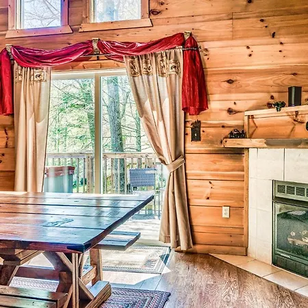 Mama Bear'S Moonshine Ridge Villa Gatlinburg Exterior photo